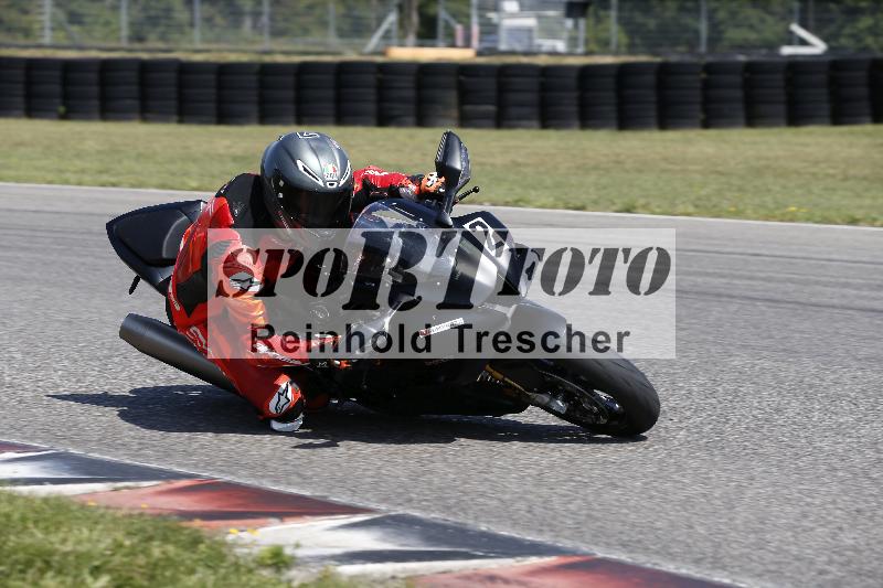 /45 10.08.2025 Plüss Moto Sport ADR/Einsteiger/2